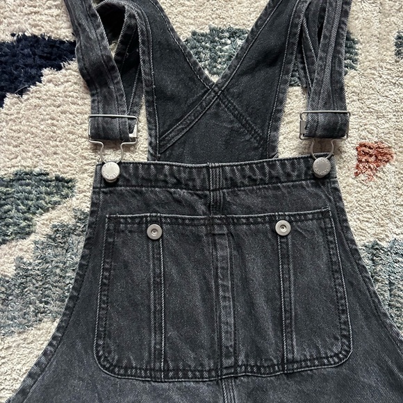 We The Free Black Gray Denim Overalls 27 - Picture 5 of 10